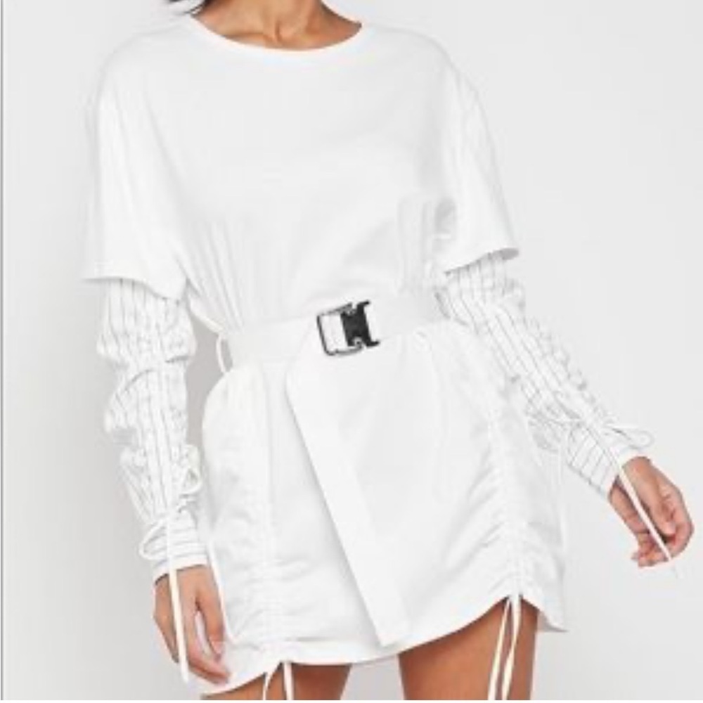 Maniere De Voir White Layered Long Sleeve Crewneck Drawstring T-Shirt Mini Dress